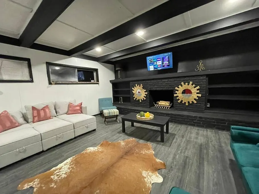 Urban Getaway - Studio Apartment Memphis
